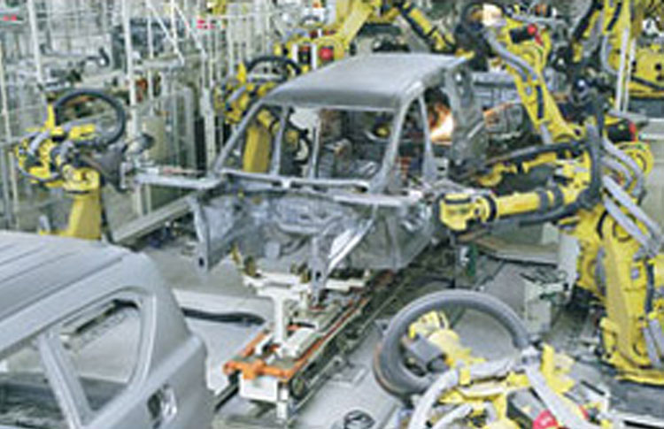 Car body assembly line with mixed production of frame body vehicles and monocoque body vehicles