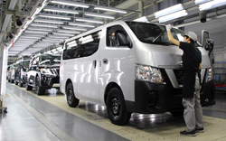 Mixed production line for frame body and monocoque body vehicles